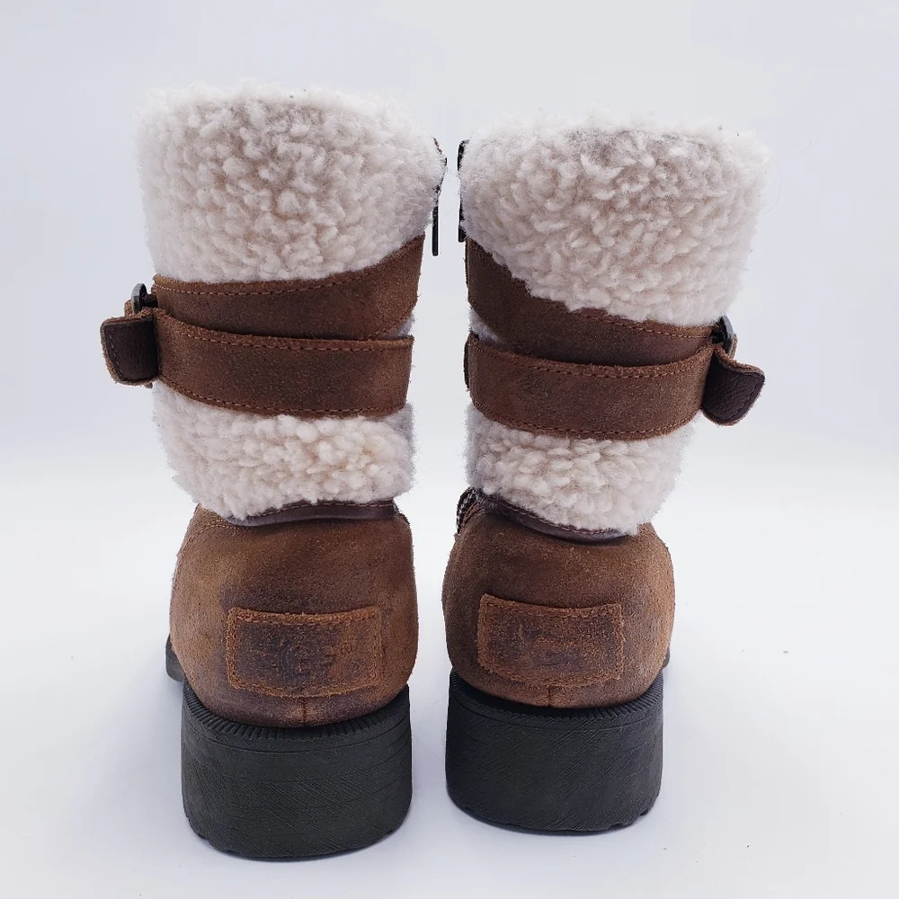 UGG Women's Size 7 Blayre III Boot Snow Boots Chestnut Brown Fur‎ Lined